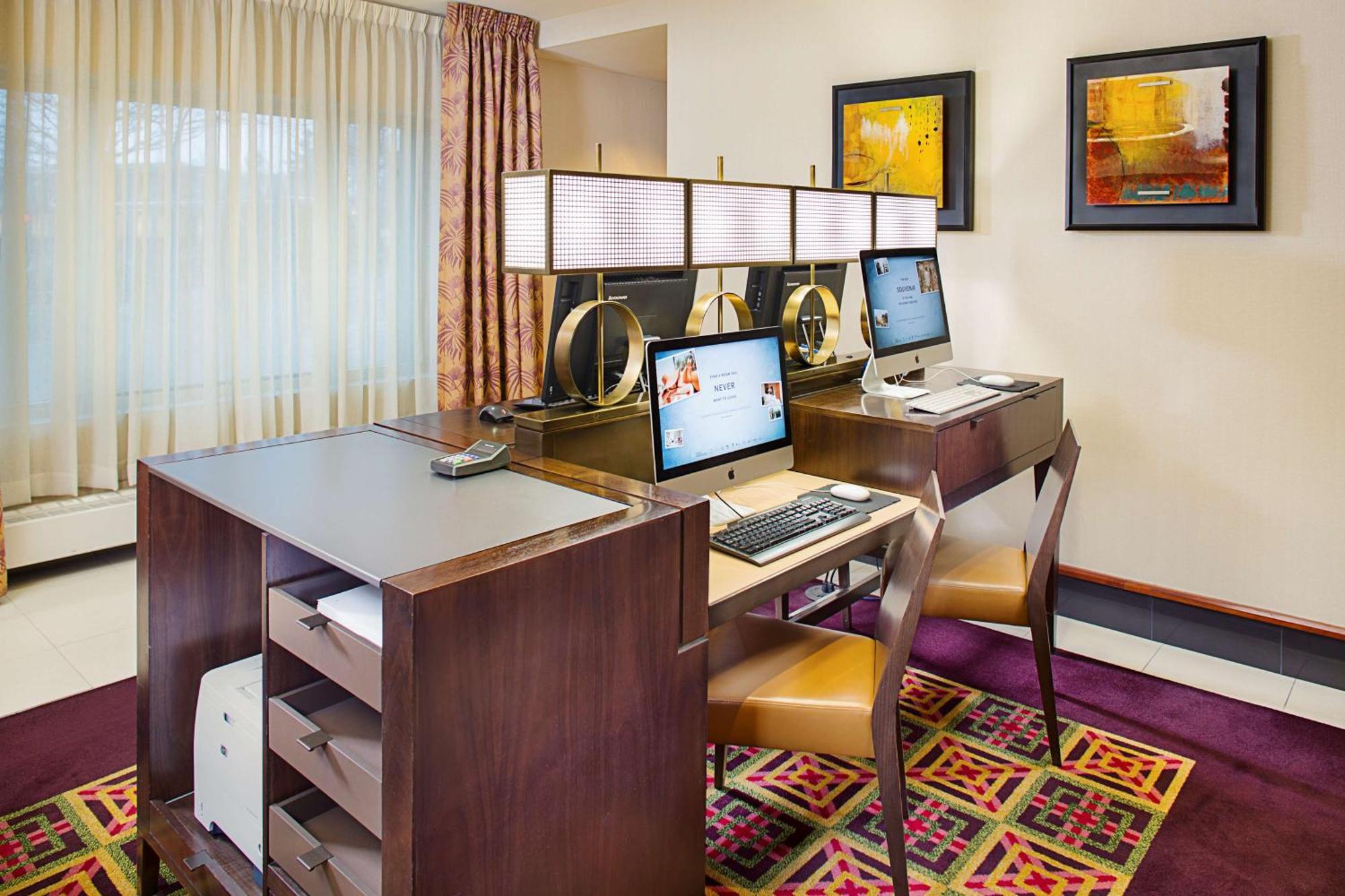 ฮิลตัน โพรวิเดนซ์ Hotel ภายนอก รูปภาพ