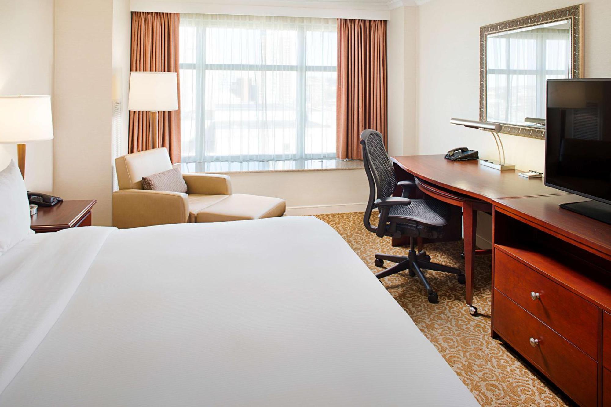 ฮิลตัน โพรวิเดนซ์ Hotel ภายนอก รูปภาพ