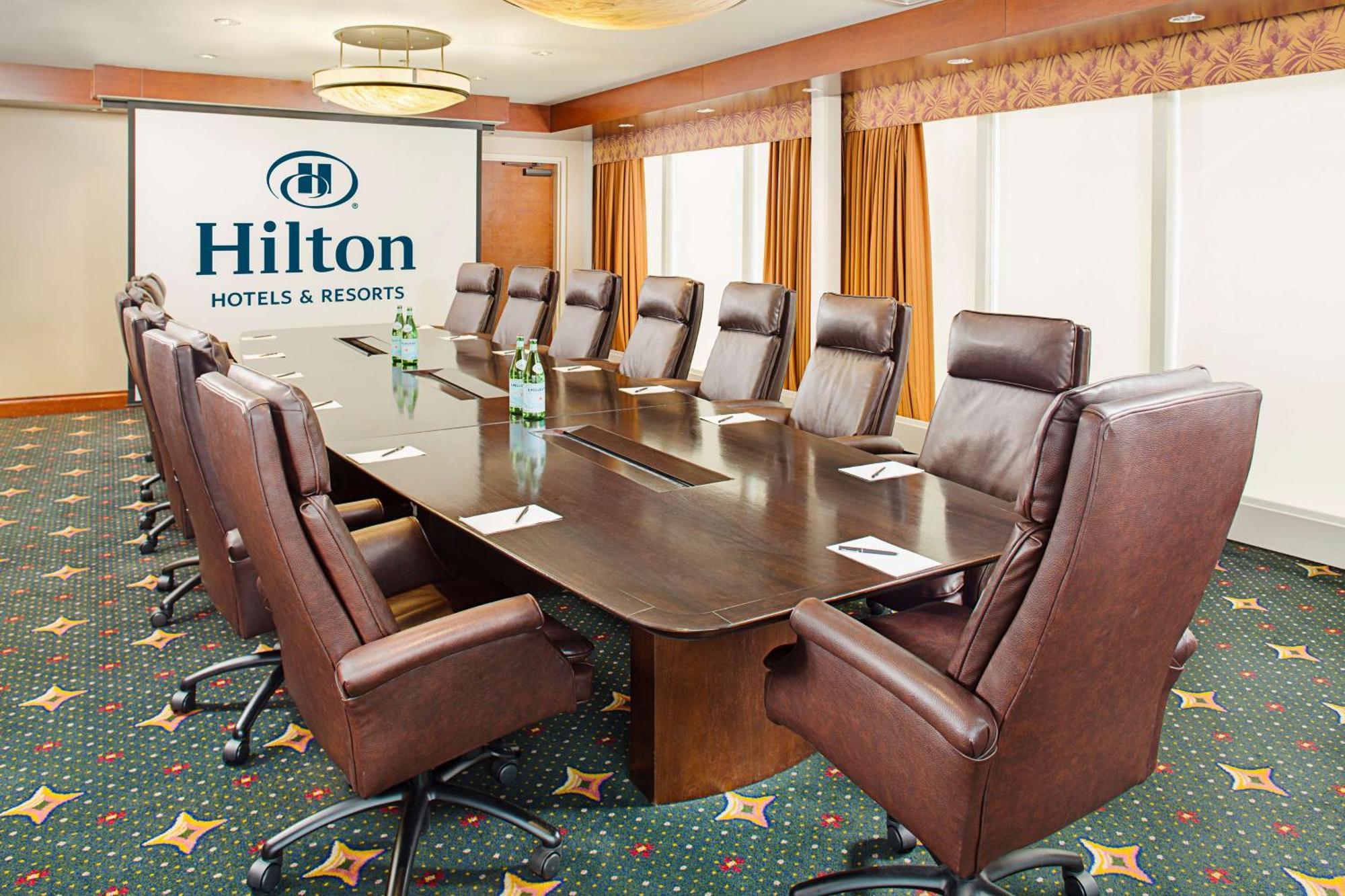 ฮิลตัน โพรวิเดนซ์ Hotel ภายนอก รูปภาพ