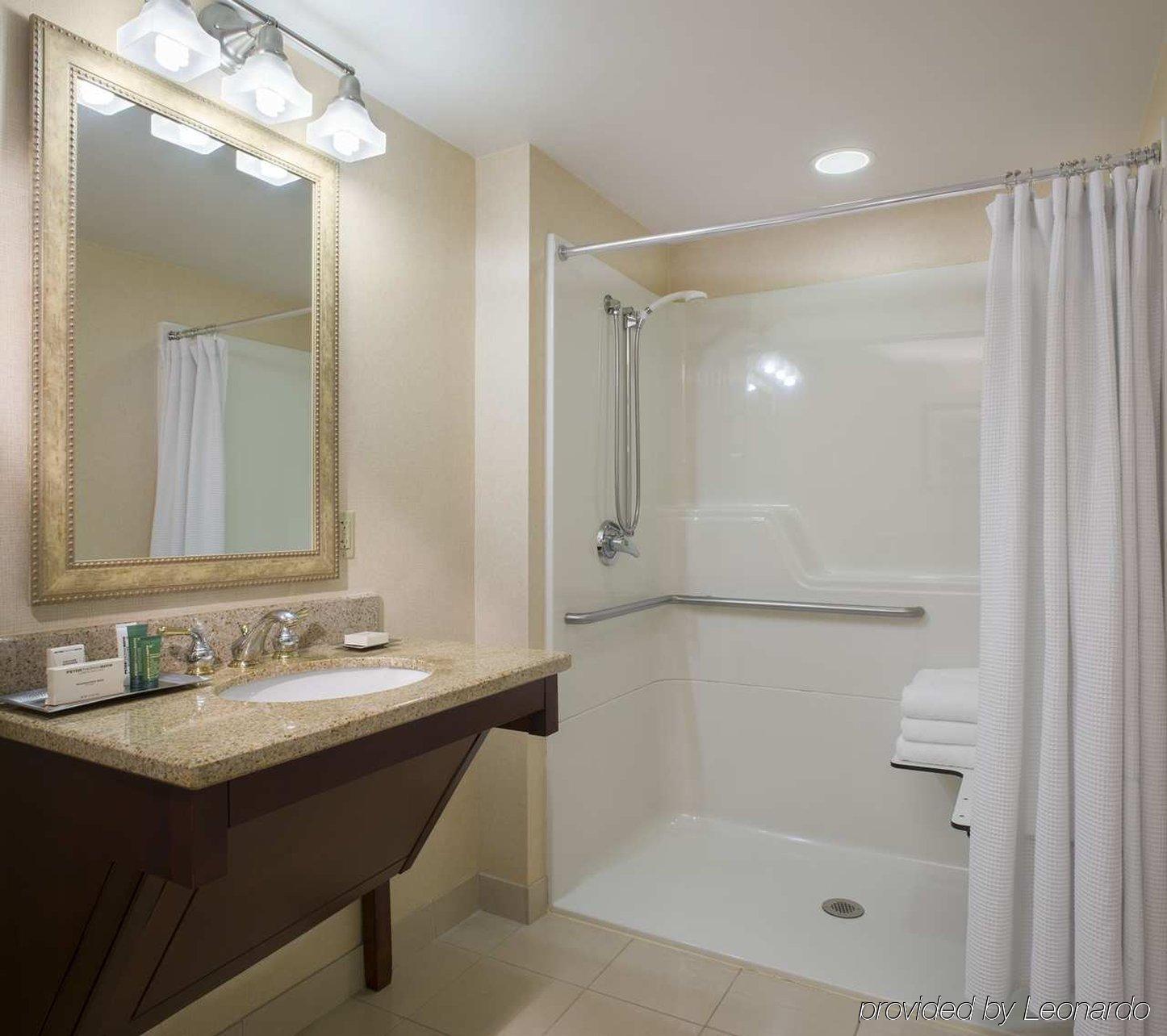 ฮิลตัน โพรวิเดนซ์ Hotel ภายนอก รูปภาพ