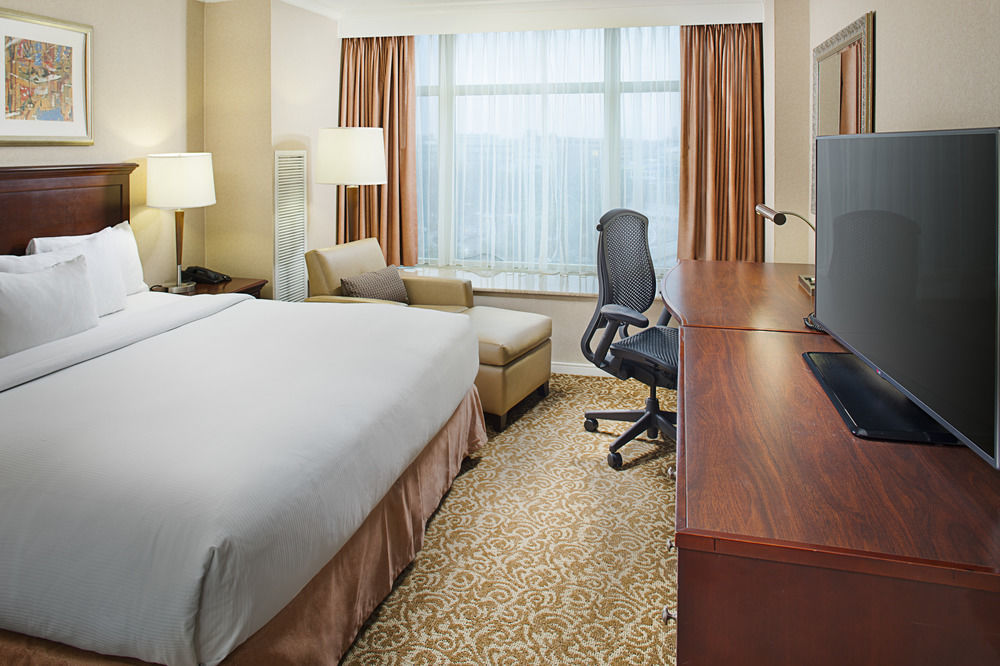 ฮิลตัน โพรวิเดนซ์ Hotel ภายนอก รูปภาพ